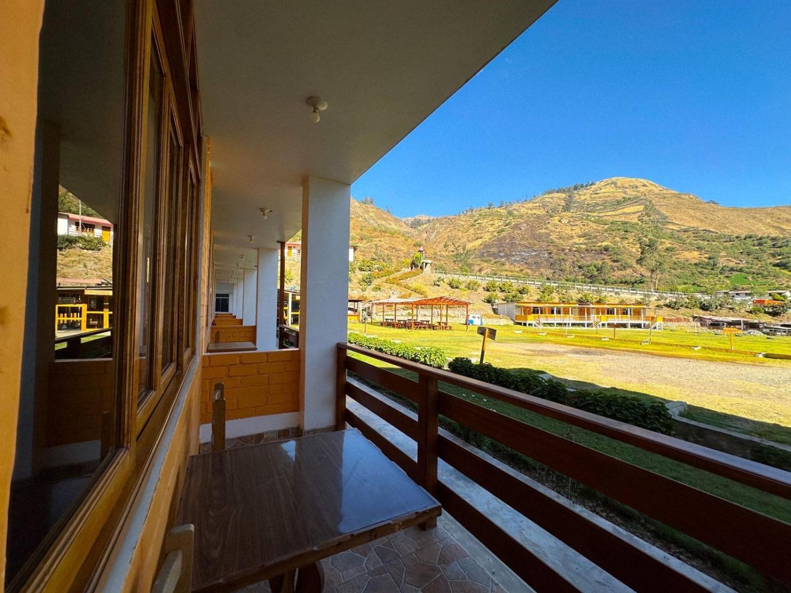 Tambo Lodge Канта Екстер'єр фото
